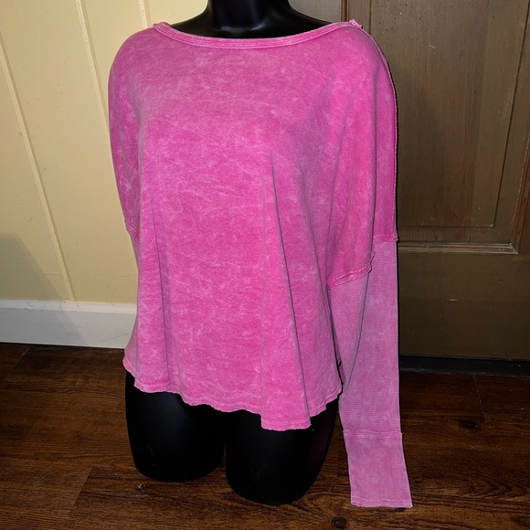 3/$18 Aerie Oversized Pink Contrast Dolman Knit Long Sleeve Pullover Tee Size L - Picture 4 of 14